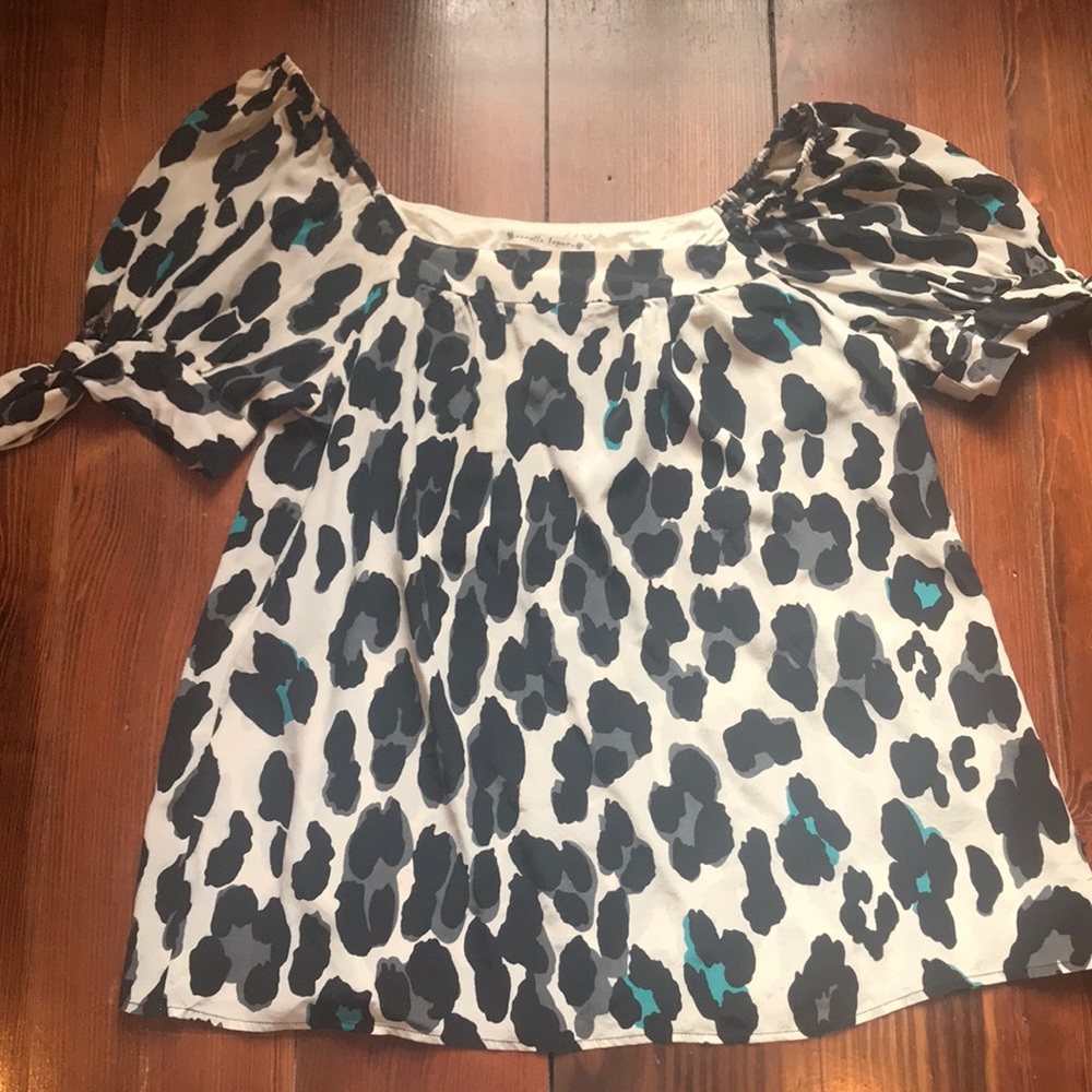 Nanette Lepore Off the shoulder top